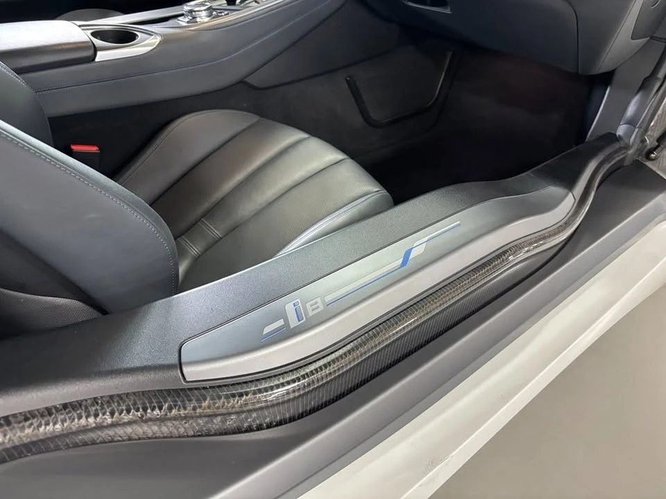 2016 BMW i8 - Image 18 of 19