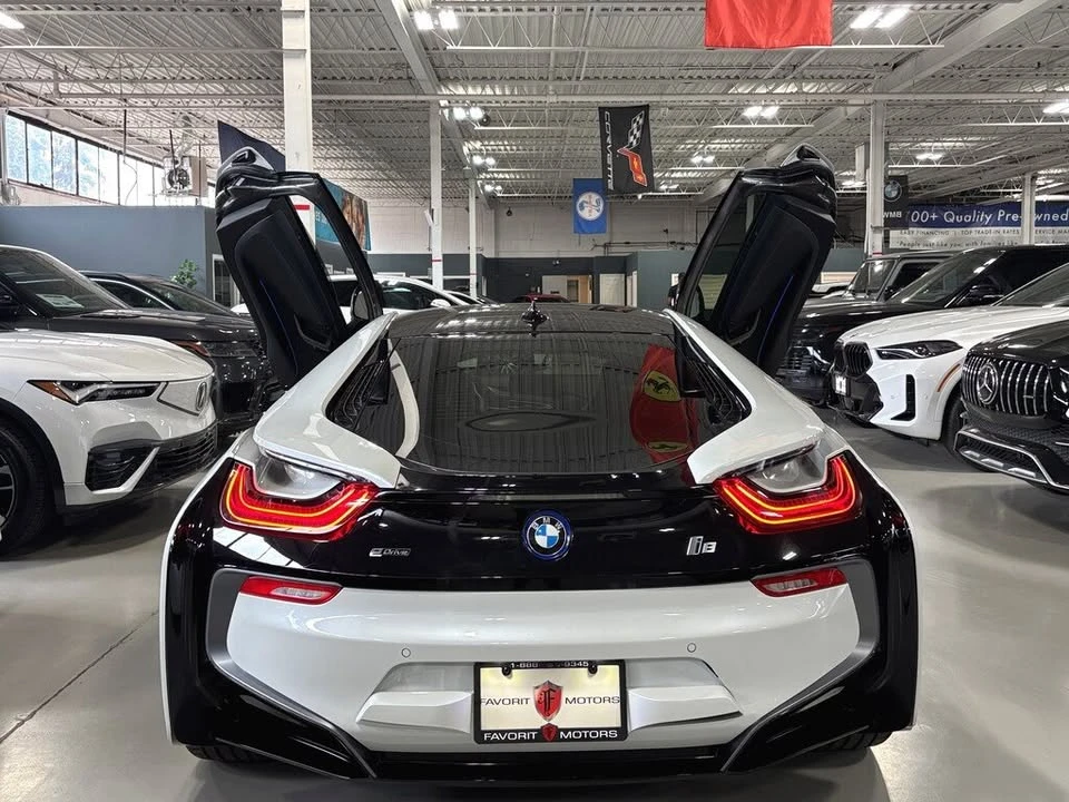 2016 BMW i8 - Image 10 of 19