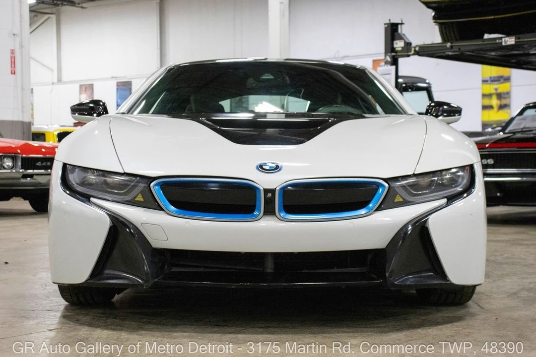 2016 BMW i8 - Image 9 of 21