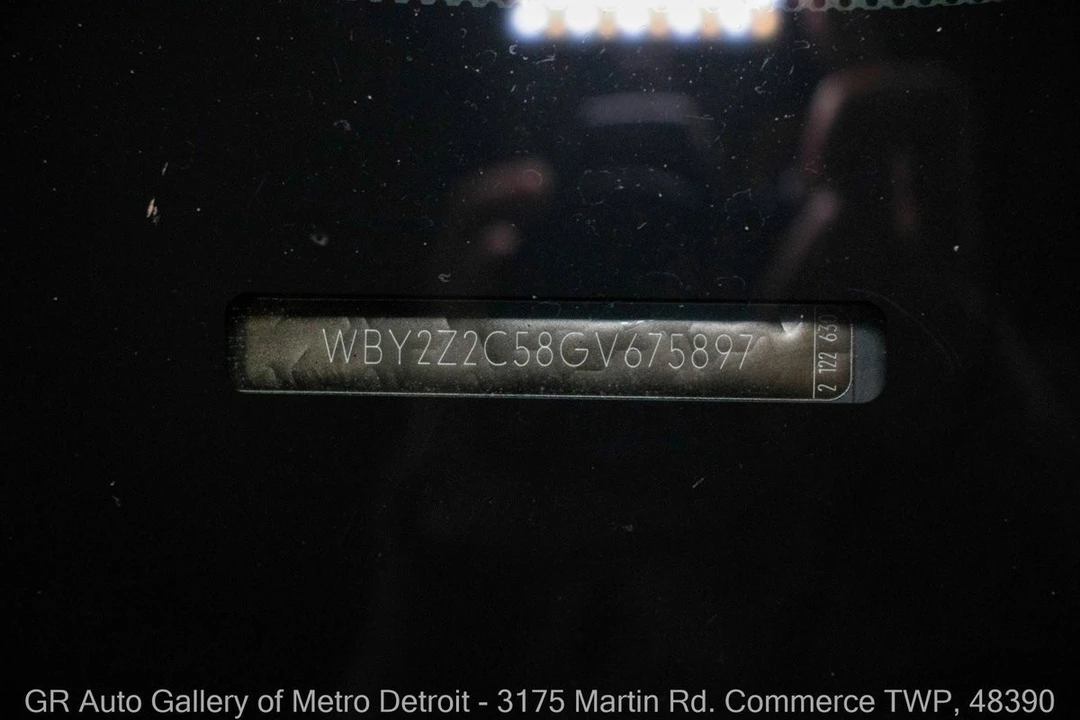 2016 BMW i8 - Image 13 of 21