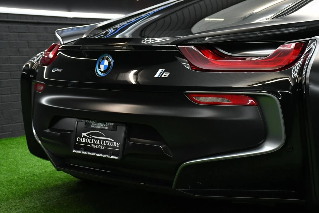 2016 BMW i8 - Image 8 of 21