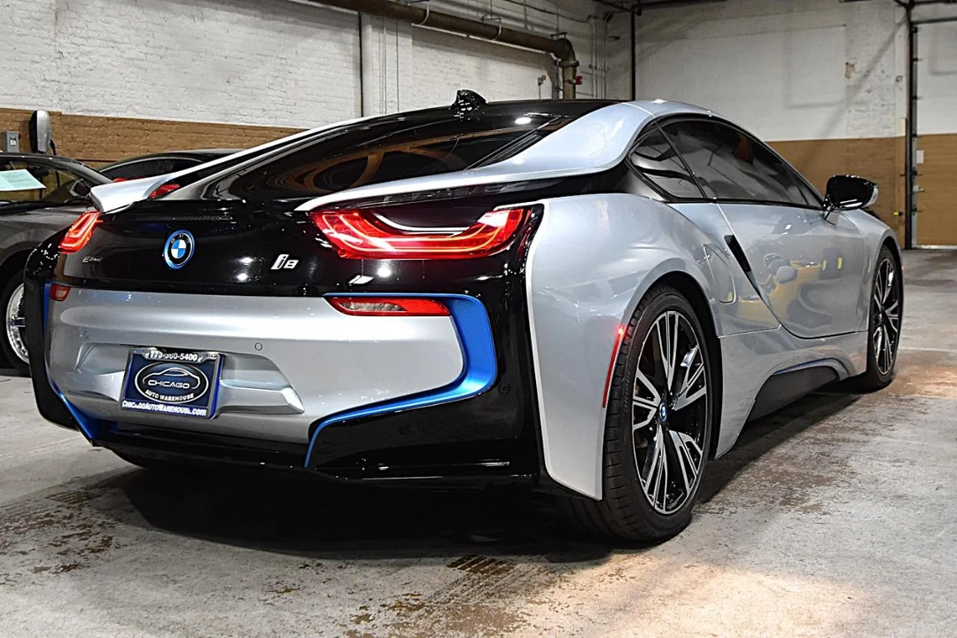 2016 BMW i8 - Image 6 of 31