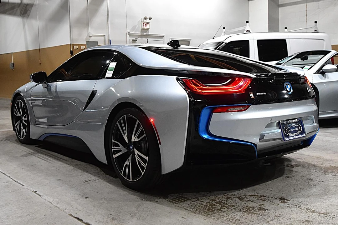 2016 BMW i8 - Image 10 of 31