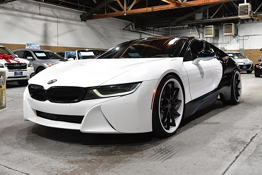 2016 BMW i8 - Image 5 of 31