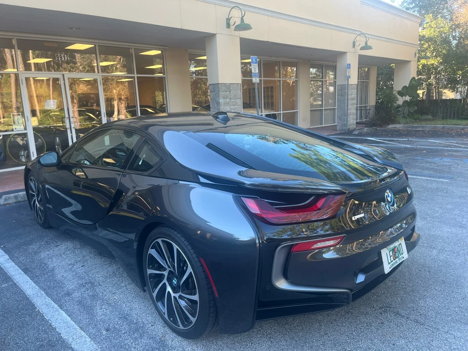 2016 BMW i8 - Image 10 of 21