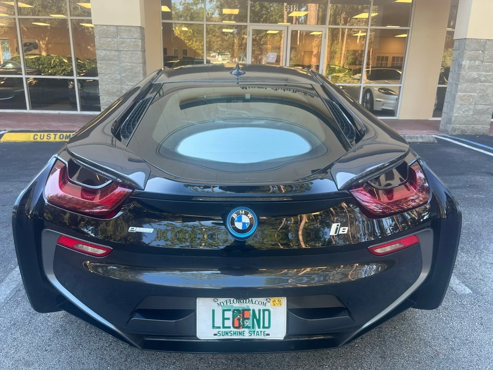 2016 BMW i8 - Image 8 of 21