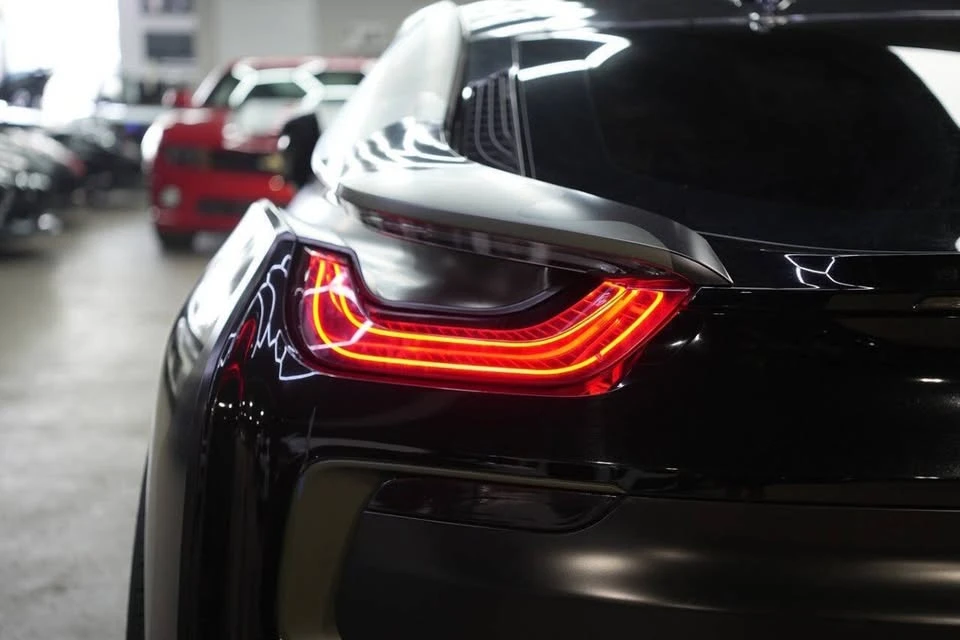 2016 BMW i8 - Image 8 of 20