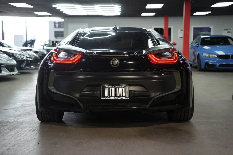 2016 BMW i8 - Image 5 of 20