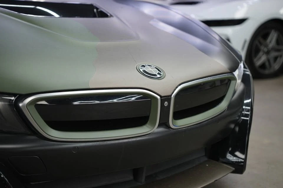 2016 BMW i8 - Image 14 of 20