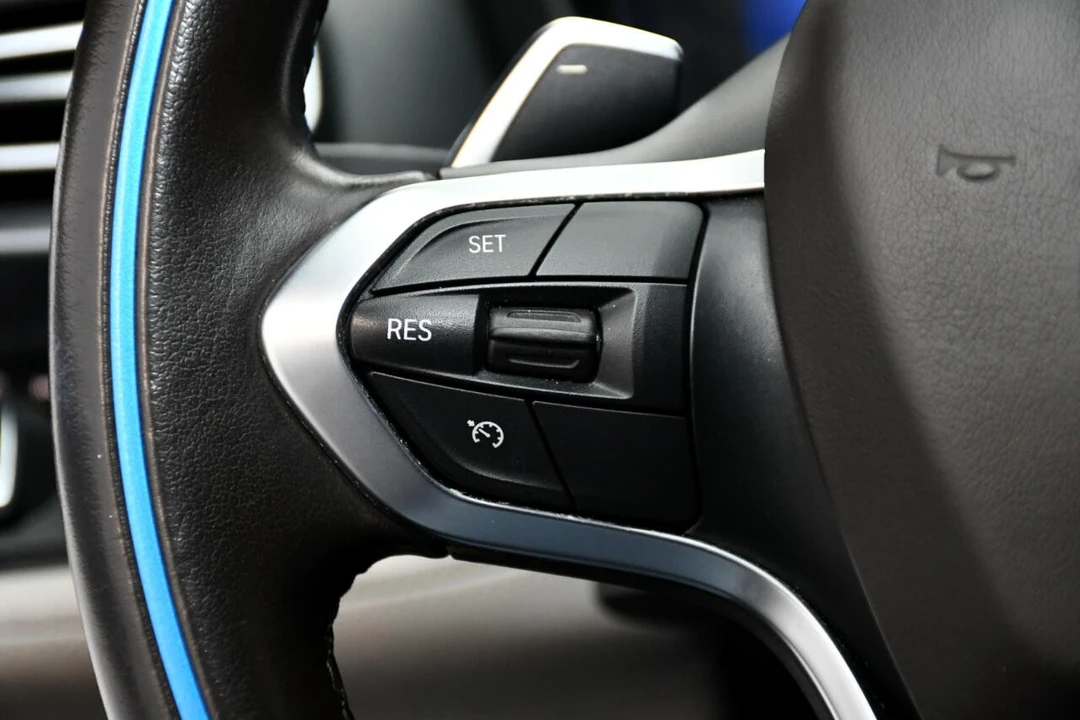 2016 BMW i8 - Image 19 of 21