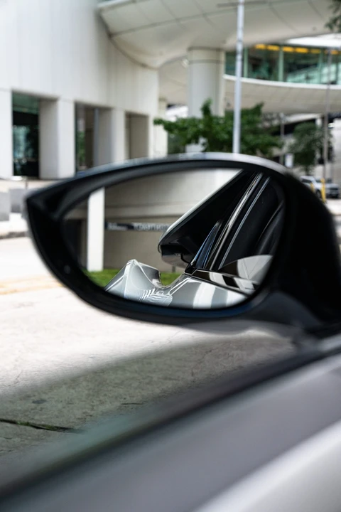 2016 BMW i8 - Image 21 of 30