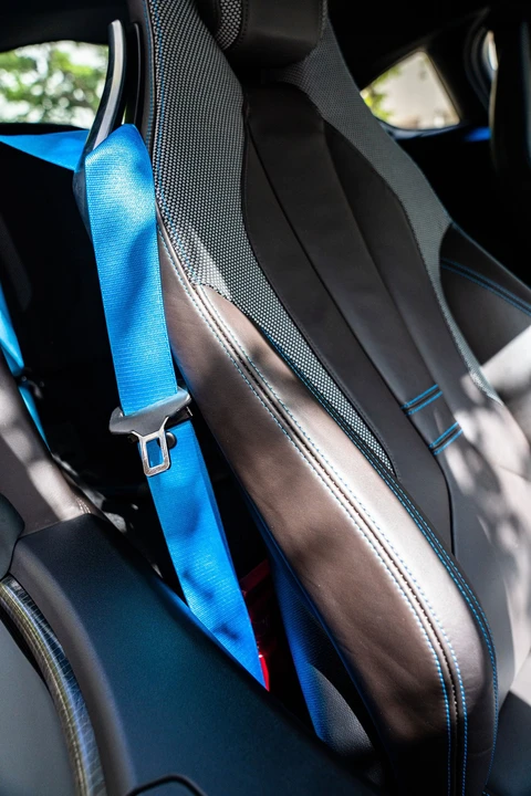2016 BMW i8 - Image 11 of 30