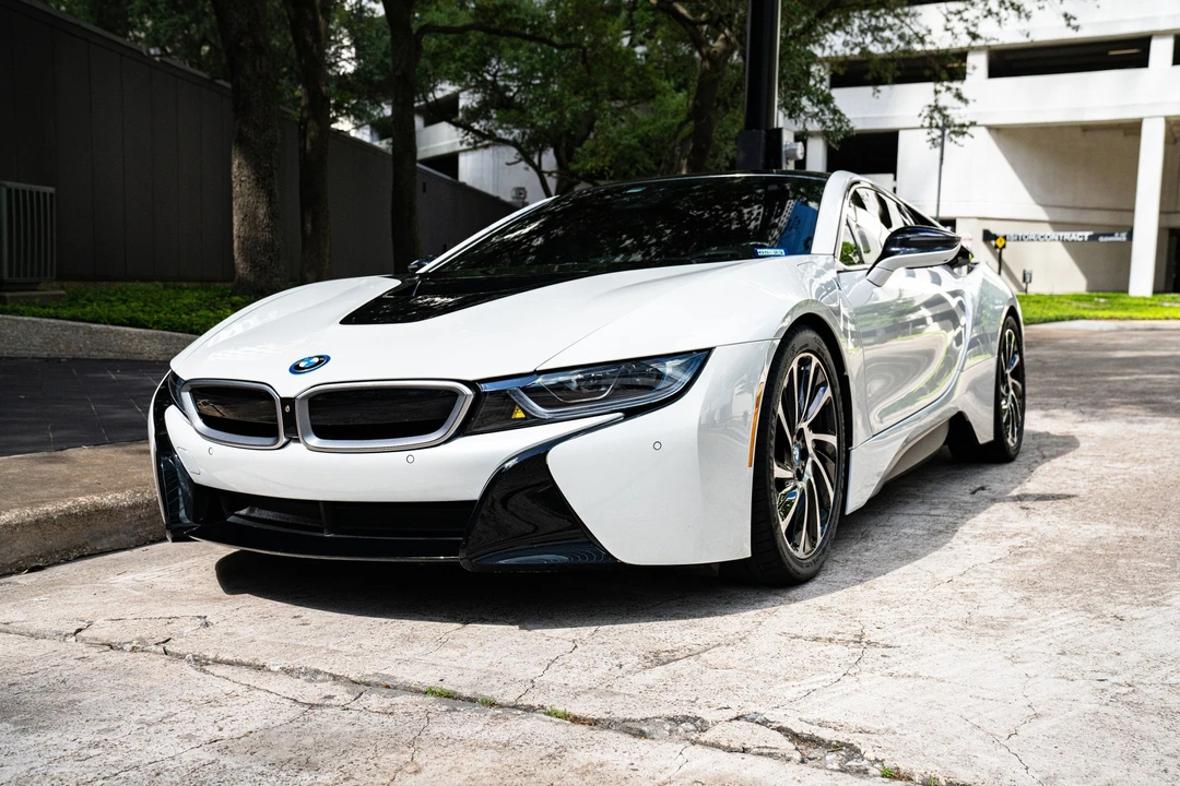 2016 BMW i8 - Image 7 of 30