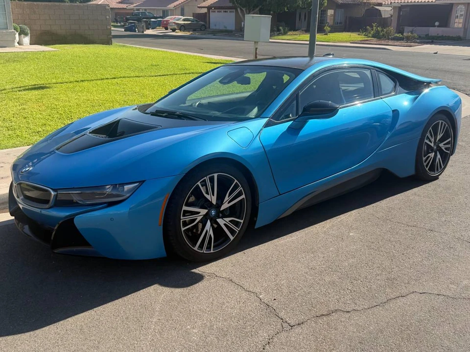 2016 BMW i8 - Image 5 of 15