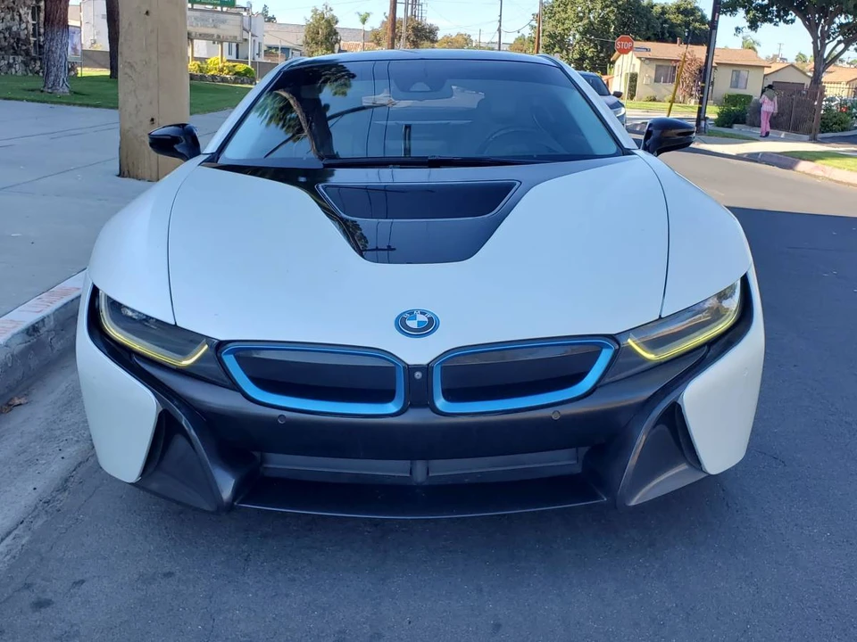 2016 BMW i8 - Image 10 of 24