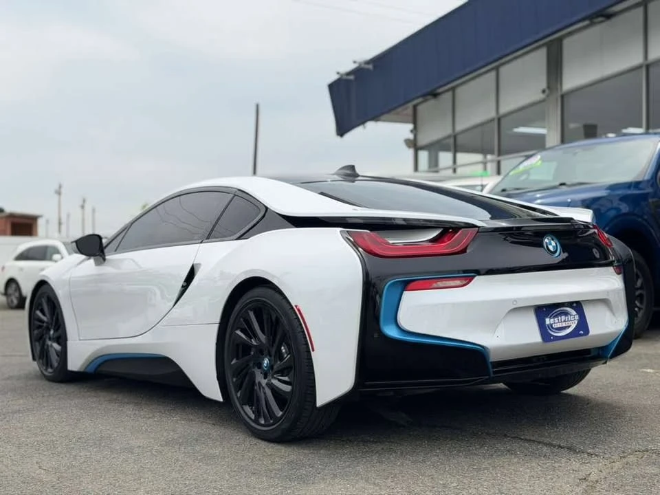 2016 BMW i8 - Image 16 of 16