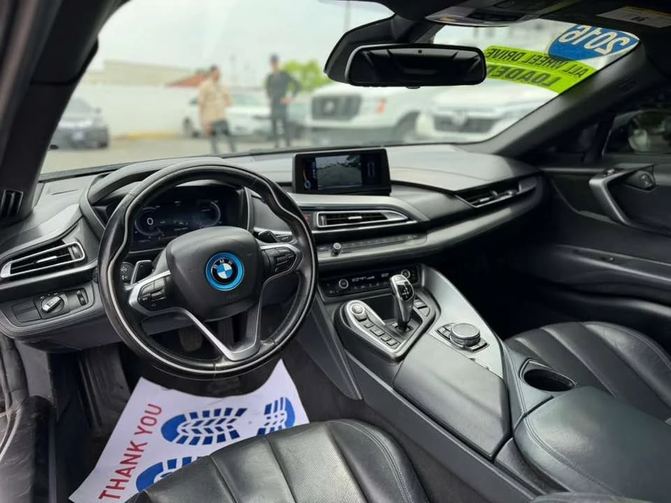 2016 BMW i8 - Image 4 of 16