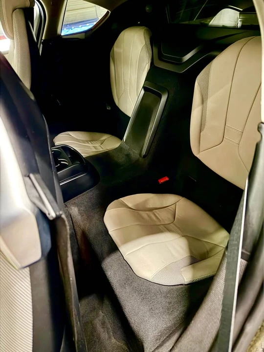2016 BMW i8 - Image 16 of 19