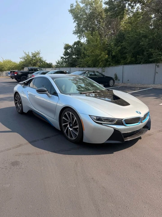 2016 BMW i8 - Image 3 of 19
