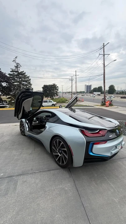 2016 BMW i8 - Image 6 of 12