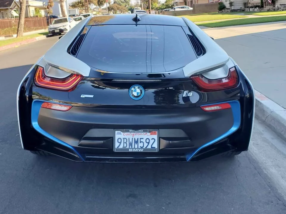 2016 BMW i8 - Image 7 of 18