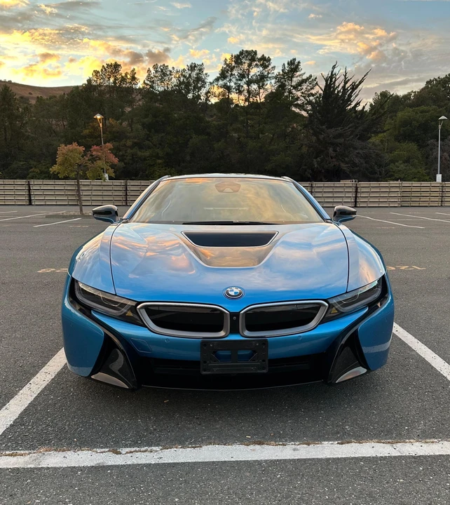 2016 BMW i8 - Image 7 of 31