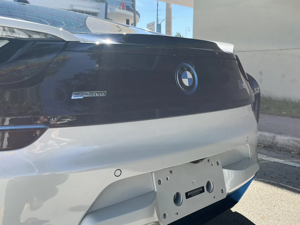 2016 BMW i8 - Image 26 of 26