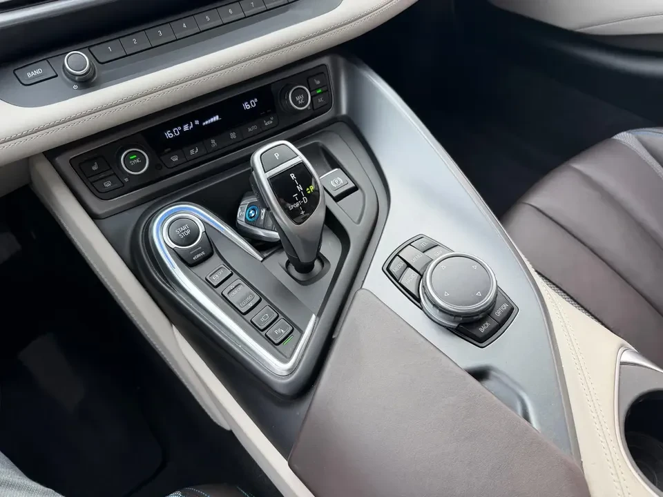 2016 BMW i8 - Image 20 of 20