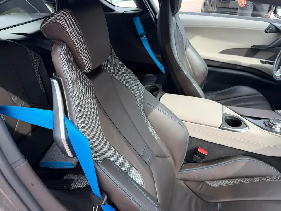 2016 BMW i8 - Image 14 of 20