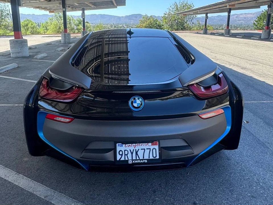 2016 BMW i8 - Image 4 of 10