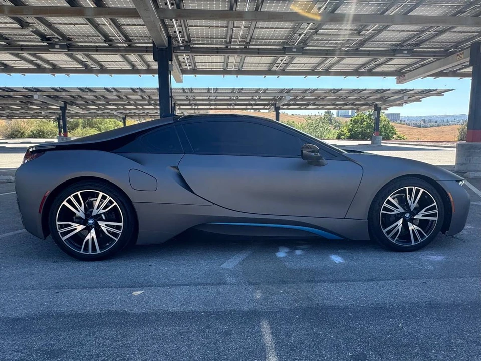 2016 BMW i8 - Image 5 of 10