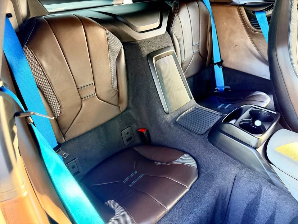 2016 BMW i8 - Image 19 of 20