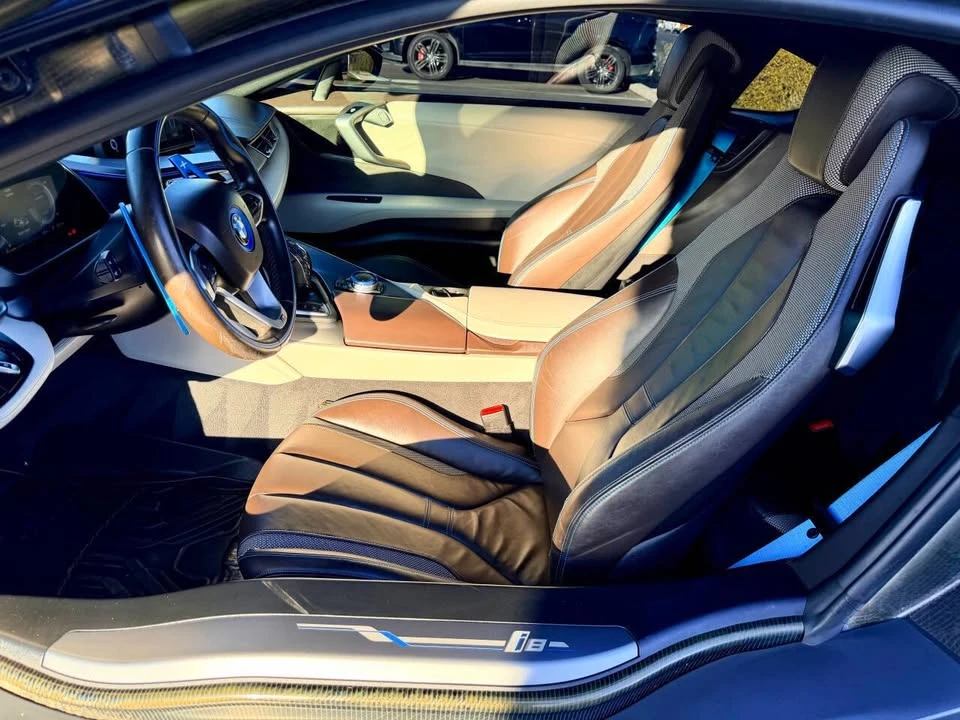 2016 BMW i8 - Image 9 of 20