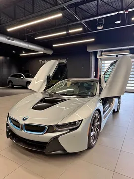 2016 BMW i8