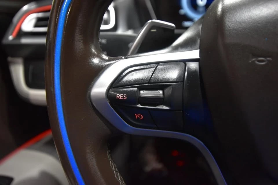 2016 BMW i8 - Image 13 of 16