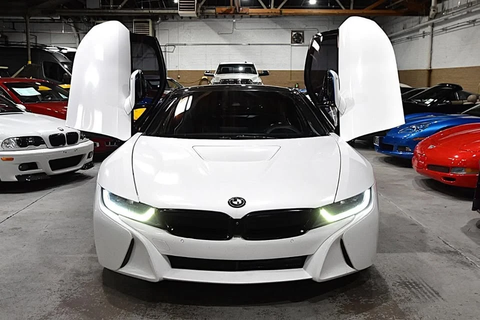 2016 BMW i8 - Image 3 of 16
