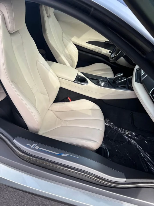 2016 BMW i8 - Image 15 of 20
