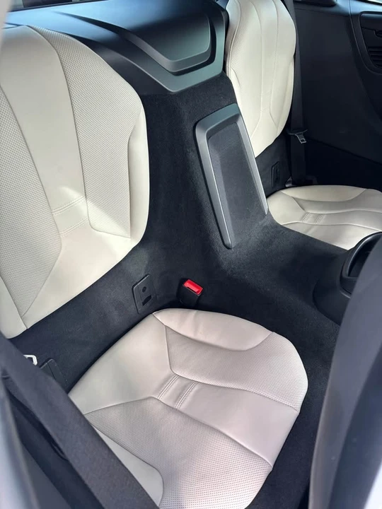 2016 BMW i8 - Image 16 of 20