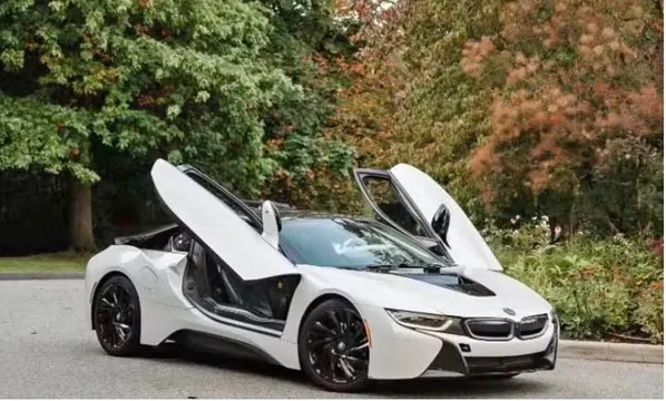 2016 BMW i8 i8