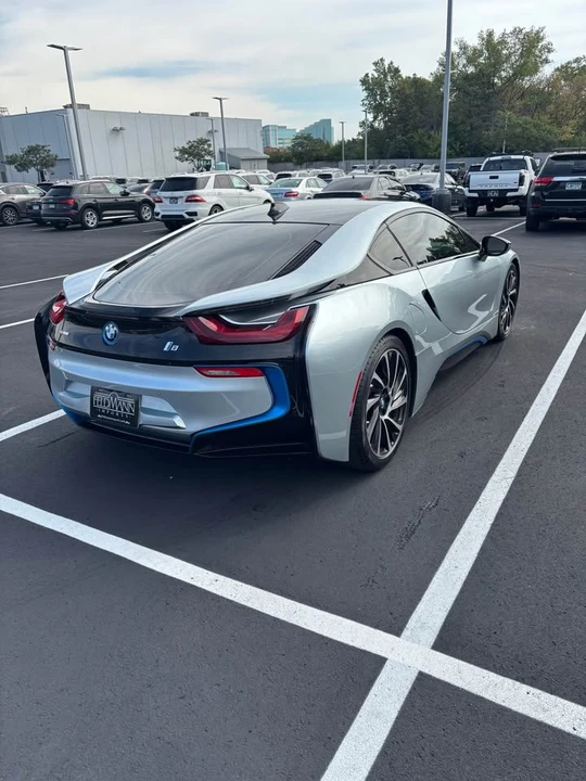 2016 BMW i8 - Image 6 of 20