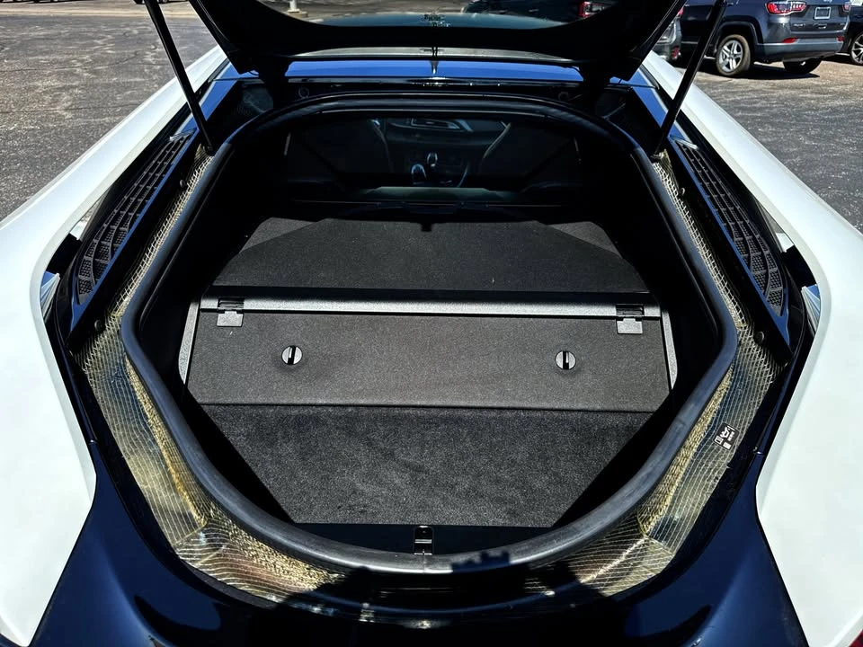 2016 BMW i8 - Image 7 of 8