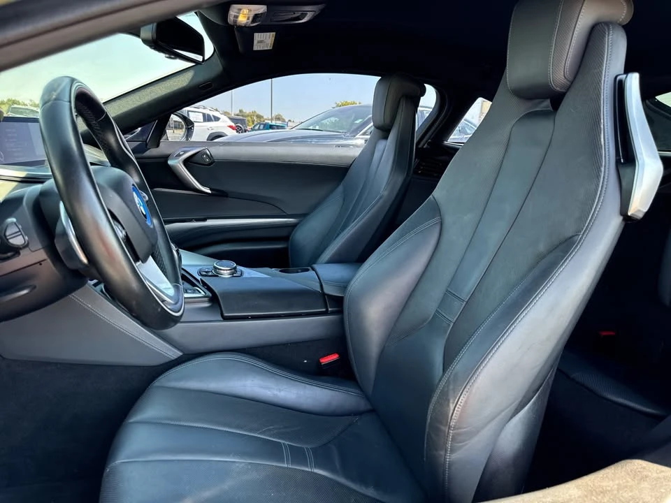 2016 BMW i8 - Image 3 of 8