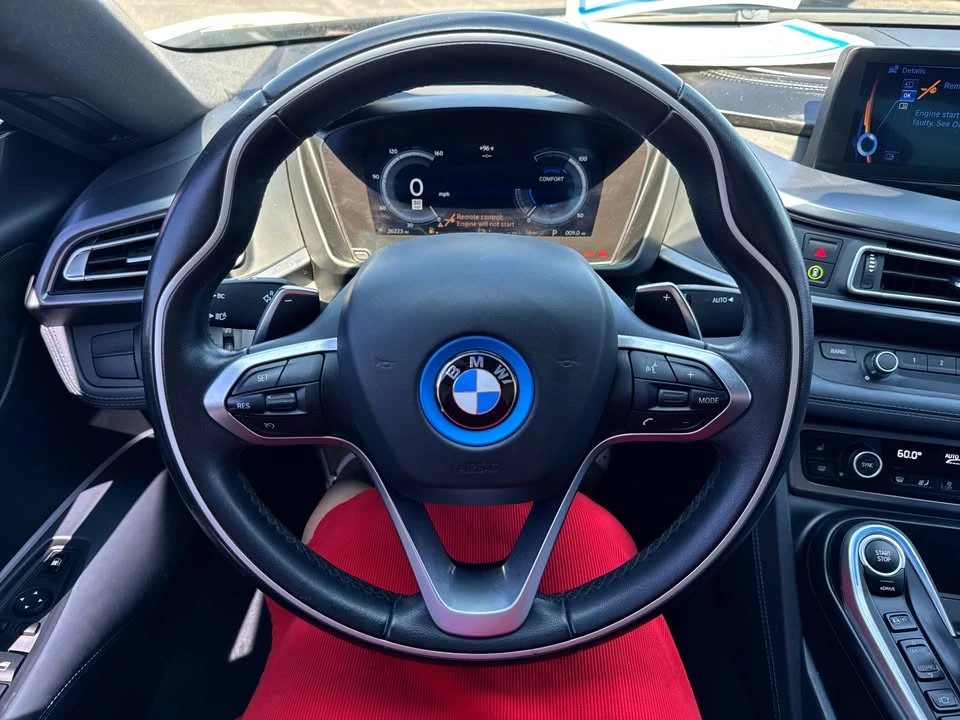 2016 BMW i8 - Image 4 of 8