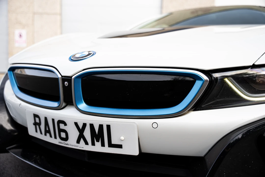 2016 BMW i8 - Image 21 of 31