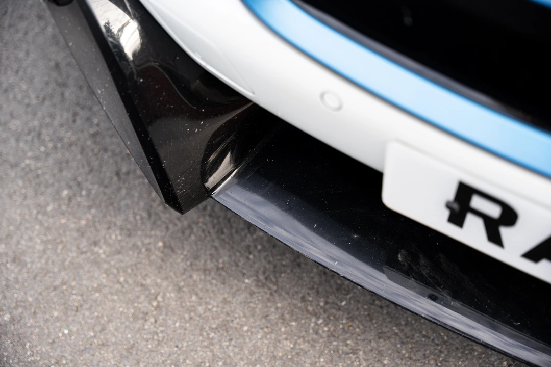 2016 BMW i8 - Image 26 of 31