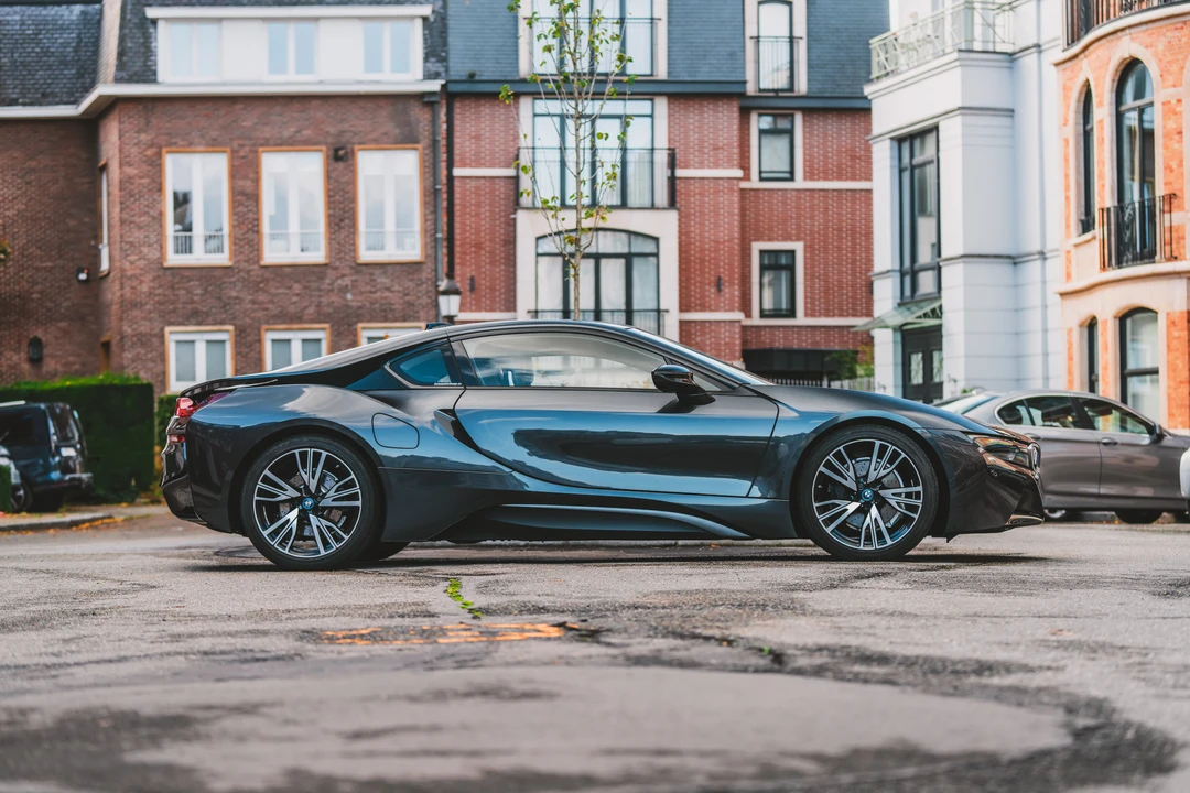 2016 BMW i8 - Image 4 of 31