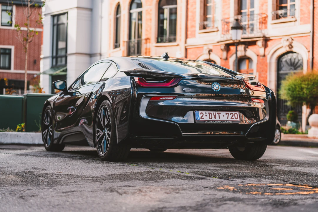 2016 BMW i8 - Image 7 of 31
