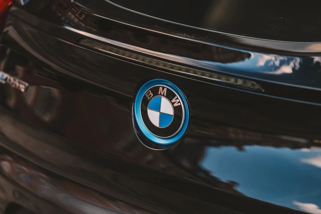 2016 BMW i8 - Image 22 of 31