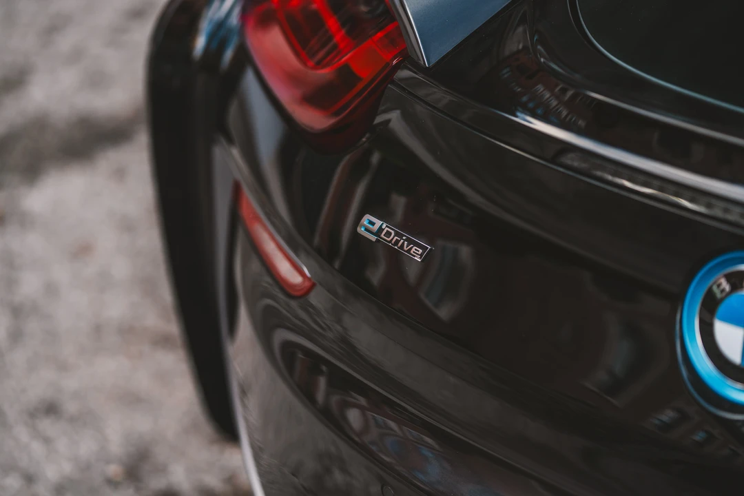2016 BMW i8 - Image 23 of 31
