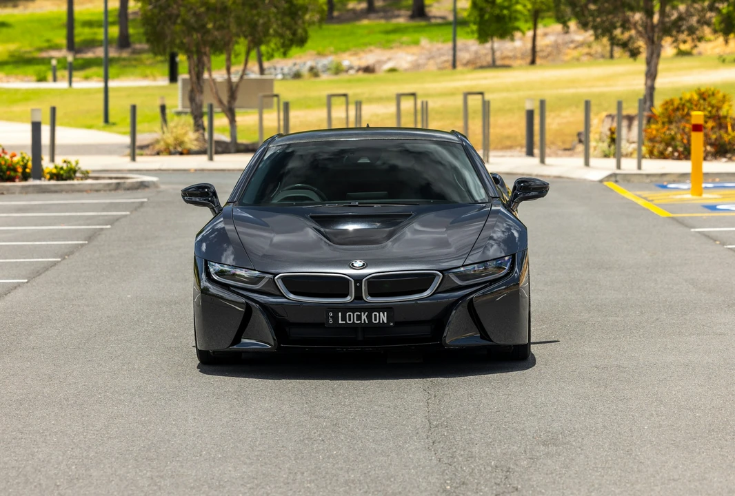 2016 BMW i8 - Image 10 of 21